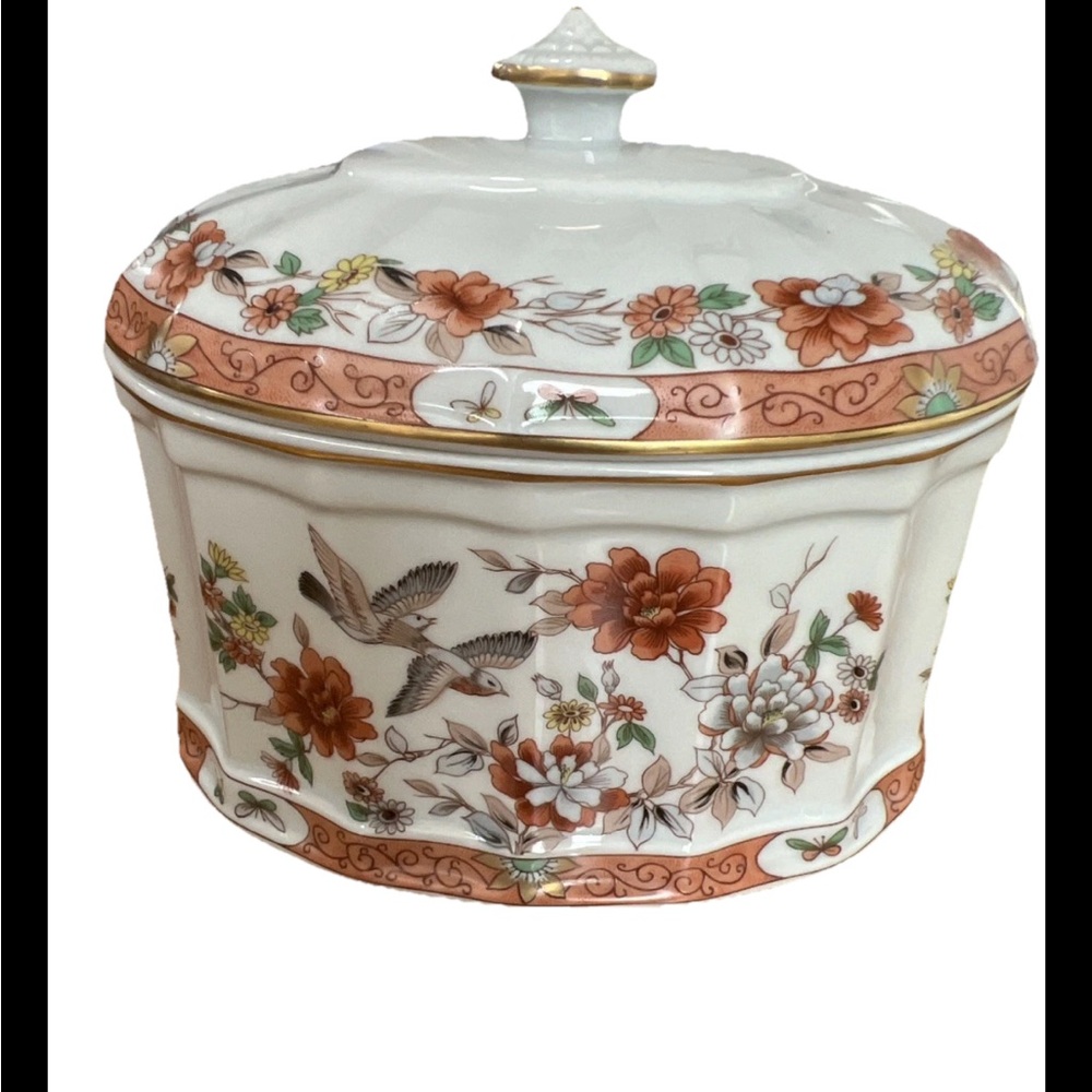 Vtg VISTA ALEGRE Portugal Porcelain Box Diogo Magnolia Birds/Flowers  Stunning!